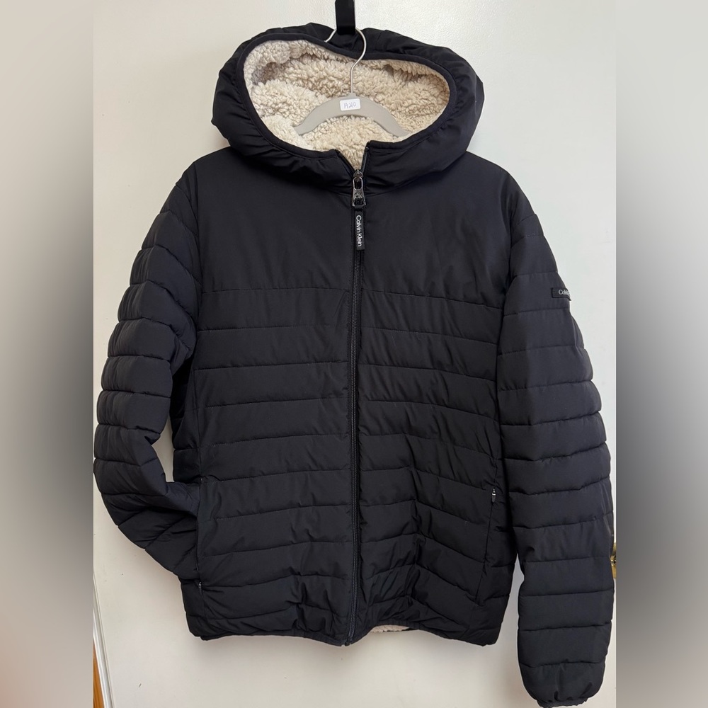 Calvin Klein - Men's Hooded Quilted Coat, Sherpa-lined, Size Medium